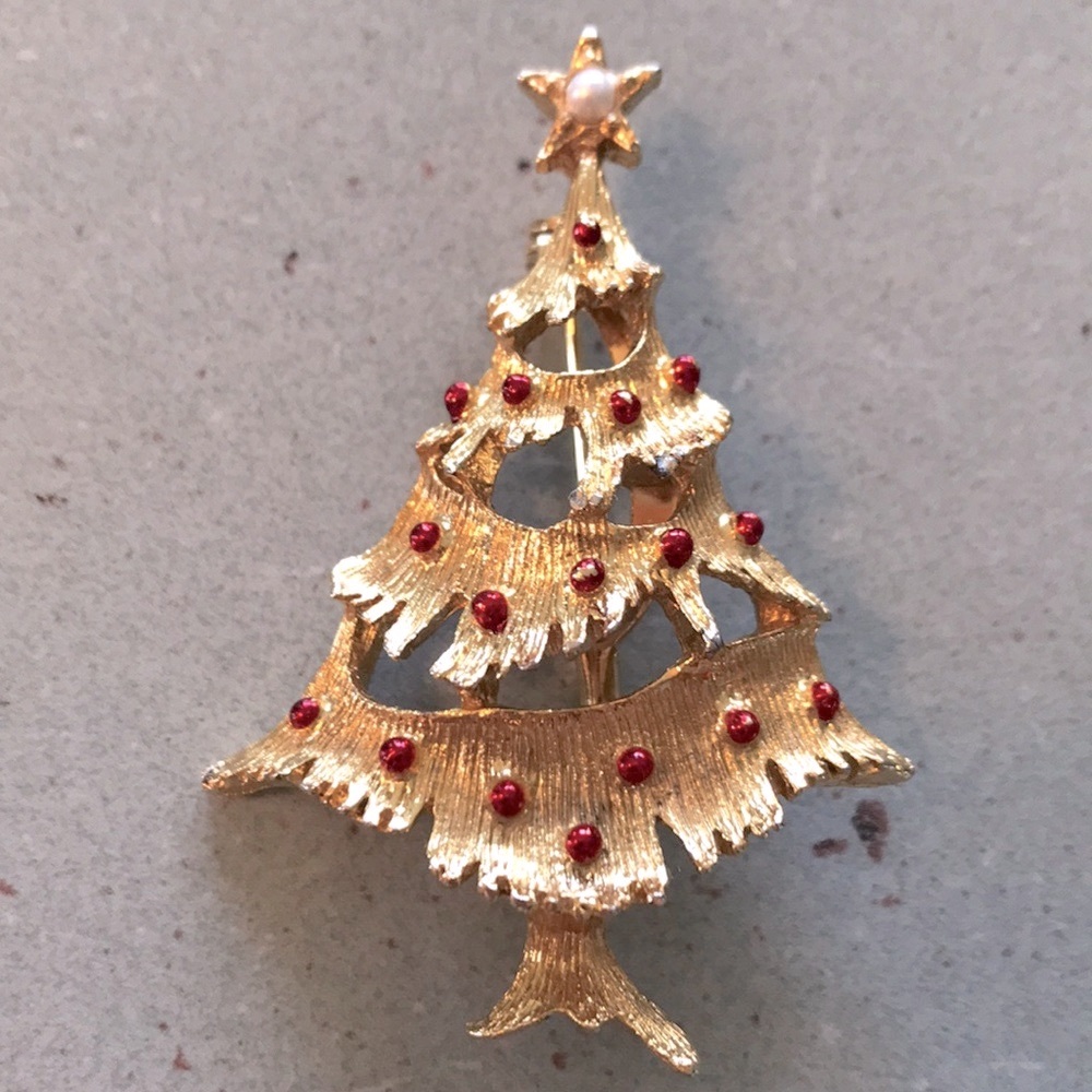 Vintage Christmas Tree Jeweled Holiday Brooch, Gerry’s
